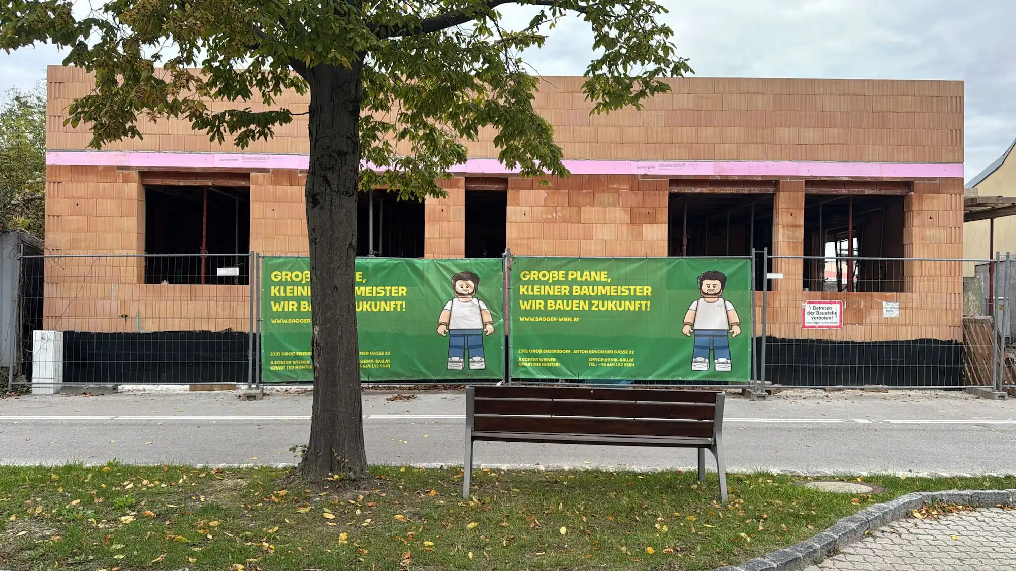 Einfamilienhaus – Rohbau 4 Rohbau eines Einfamilienhauses das durch die EMK Erdbau GmbH in Wien und Umgebung gebaut wurde.