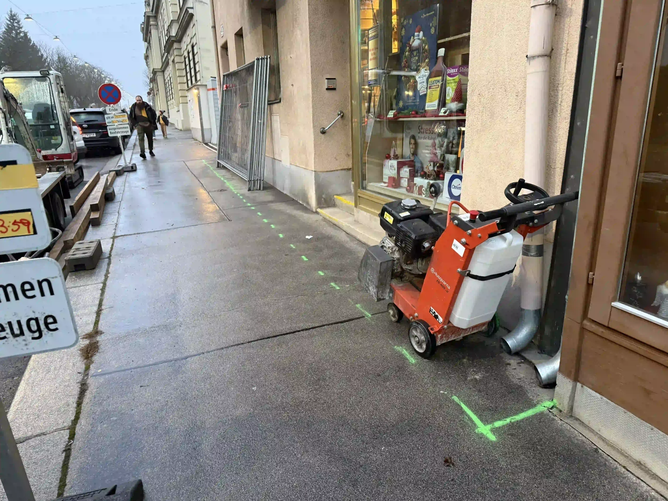 Bagger Wien – EMK Erdbau GmbH – Drainage Baustelle der EMK Erdbau GmbH