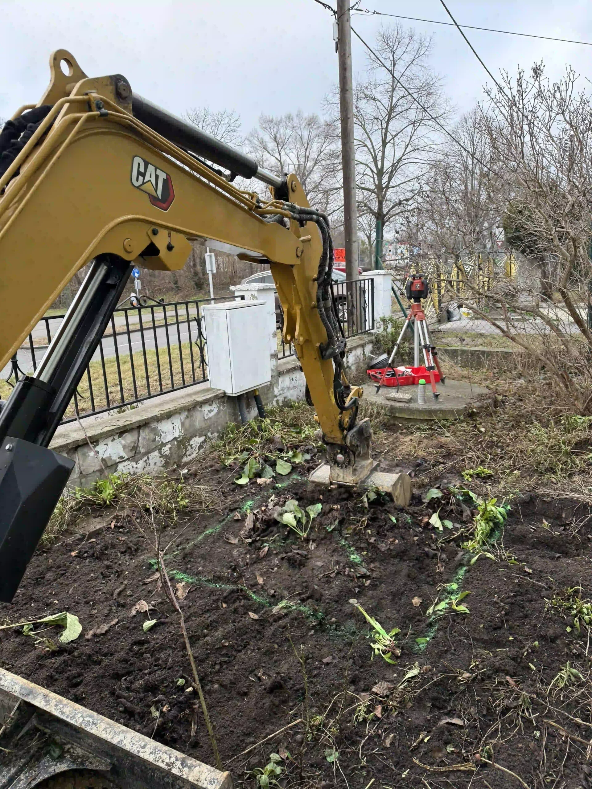 Bagger Wien – EMK Erdbau GmbH – Erdarbeiten – Gartengestaltung Gartengrabungen und Vorbereitung durch die EMK Erdbau GmbH