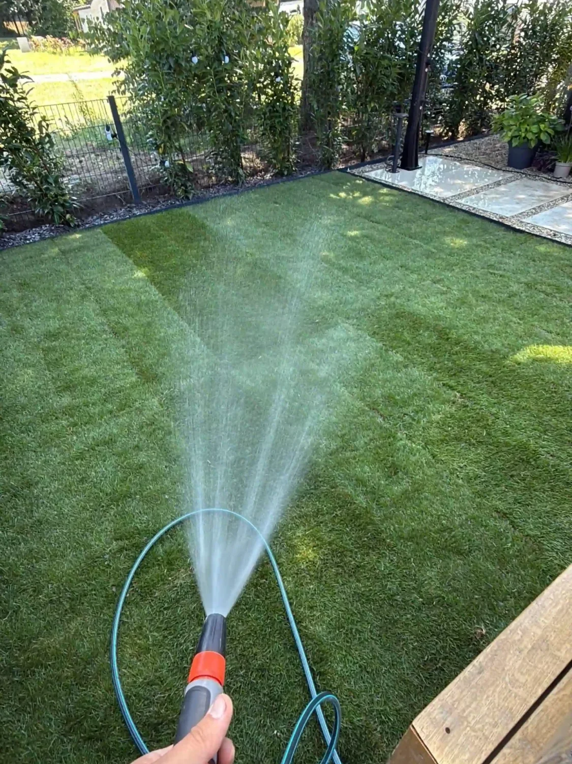 Bagger Wien – EMK Erdbau GmbH – Gartengestaltung Gartengestaltung und Rasenverlegung durch die EMK Erdbau GmbH